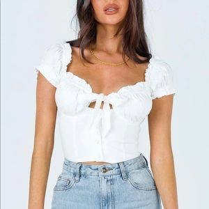 Pretty little thing Elouise crop top white